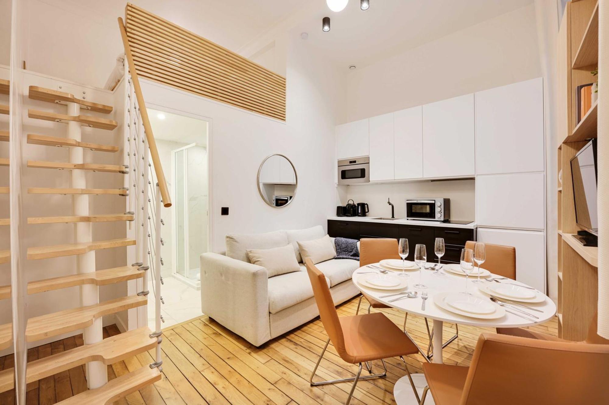 Beautiful Apt -1Br-4P- Tour Eiffel - Invalides Paris Bagian luar foto